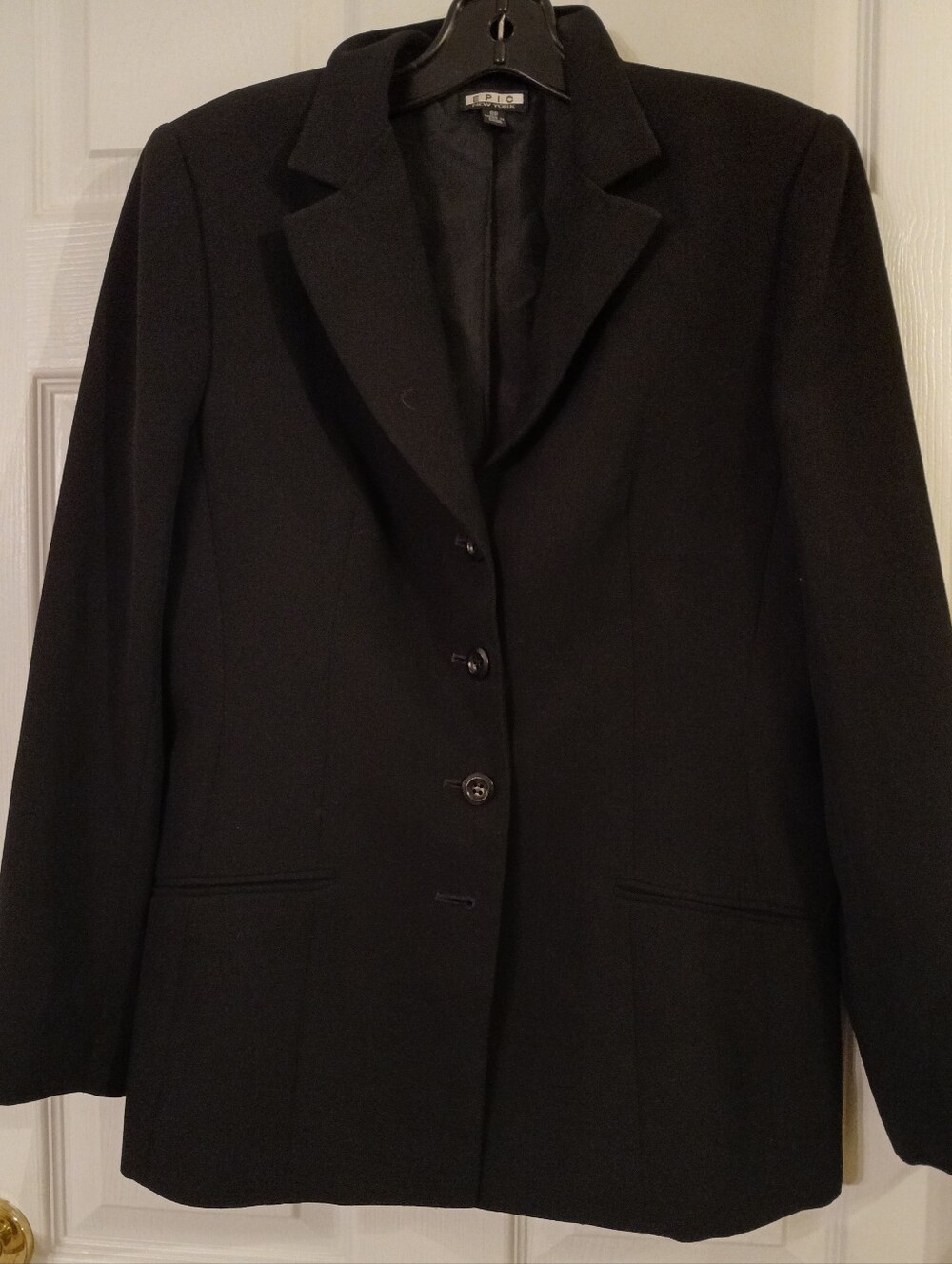 EPIC New York Vintage Black Tailored Blazer Size 8P